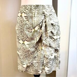 MCGINN Botanical Fern Print Faux Wrap Ruffle Mini Skirt Size 8 💚